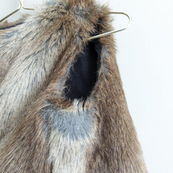 Zara Faux Fur Vest - Picture 10 of 11